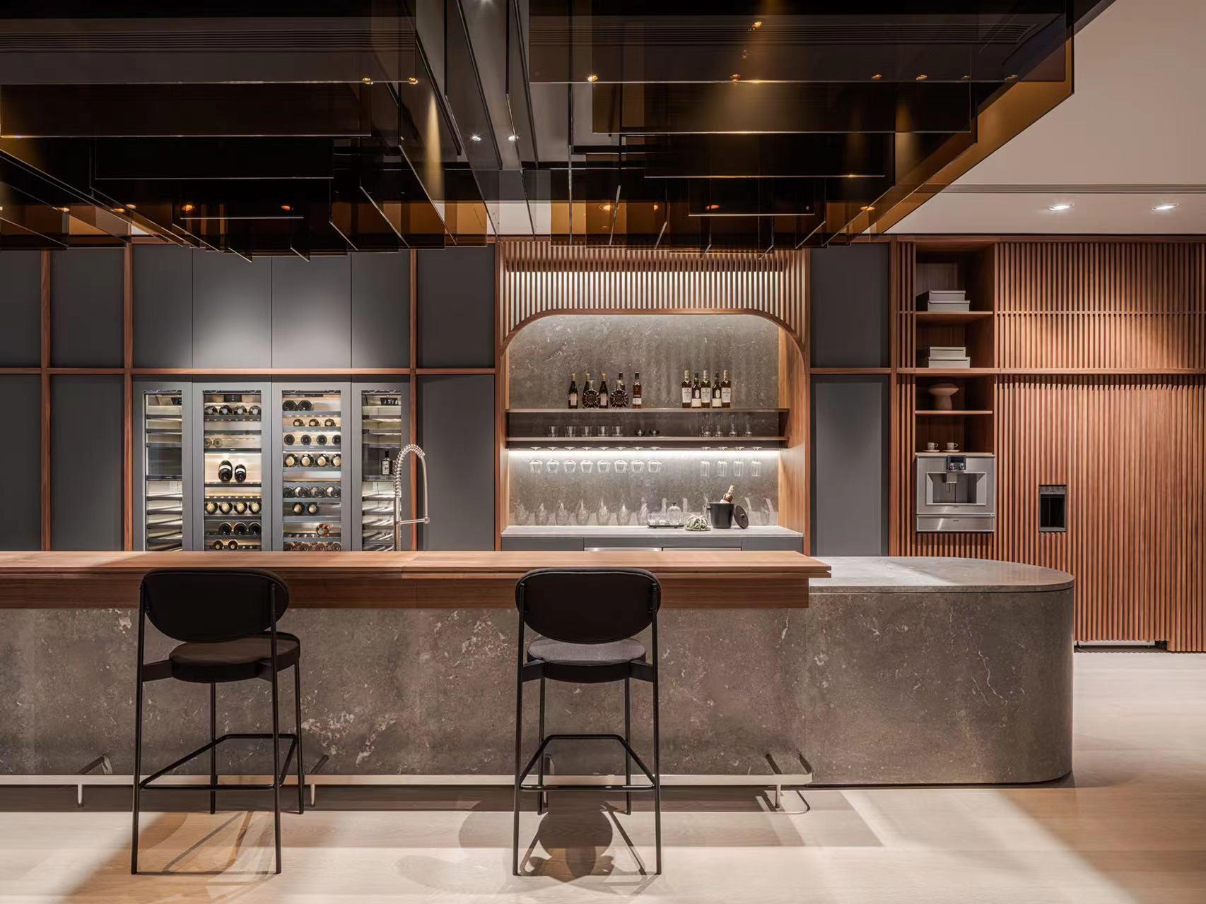 Gagg.Shangh_Stories10