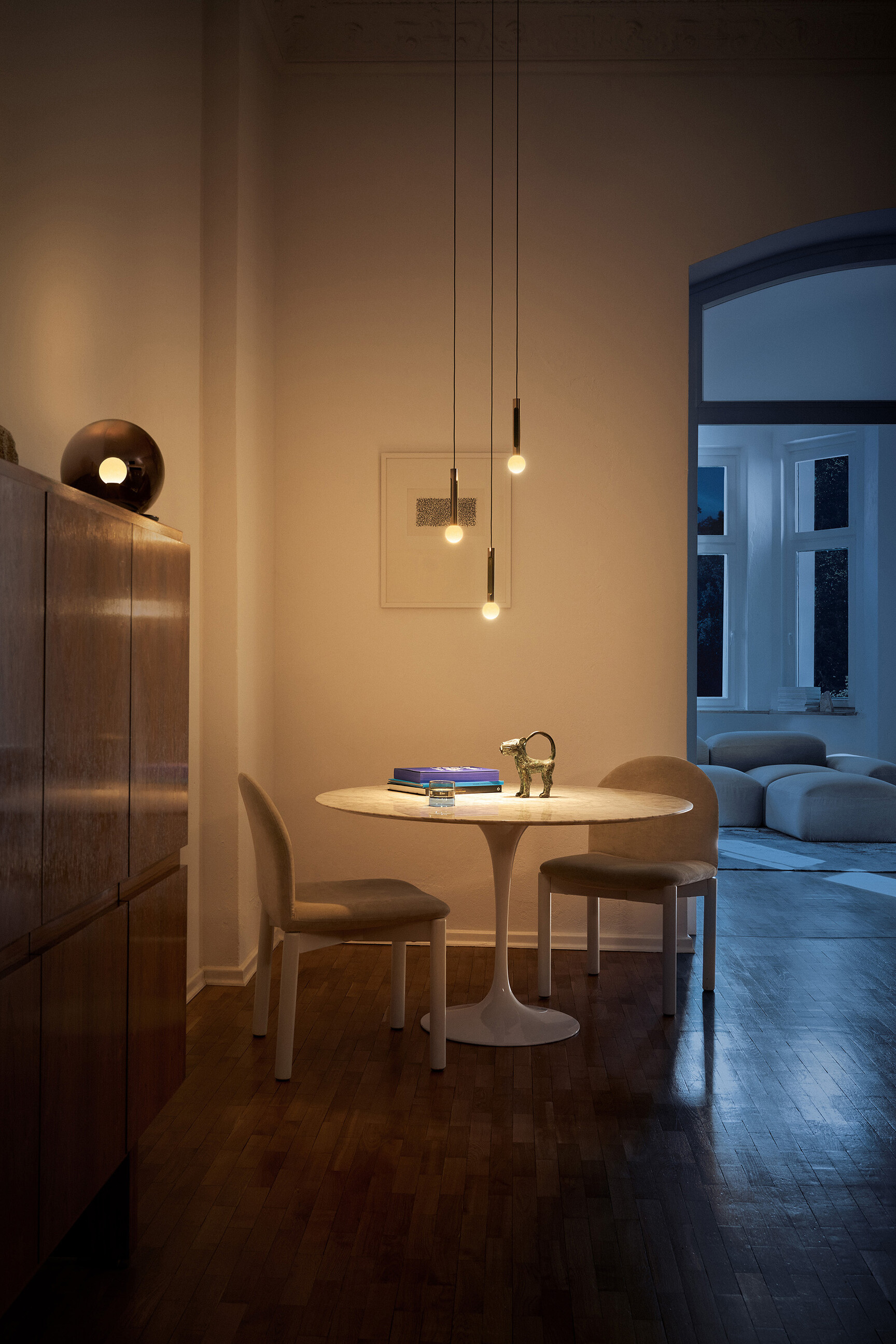 Occhio coro sospeso Pendelleuchte über Esstisch