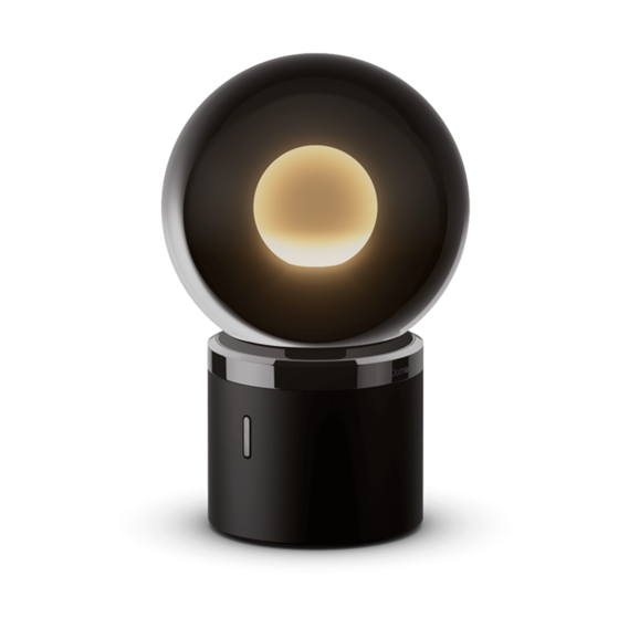 Luminaire in dark chrome