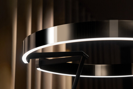 Occhio Mito raggio floor luminaire on gray backround