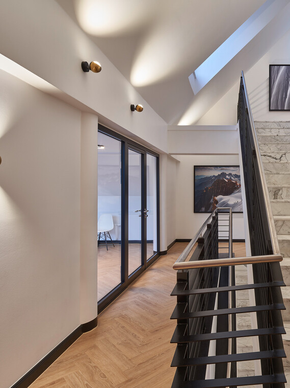 Praxisklinik Ulmenhof HamburgTreppenhaus io verticale / io pico