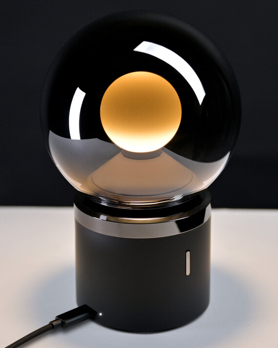 Luna pura indicate-1-almost-full mit fast Kabel