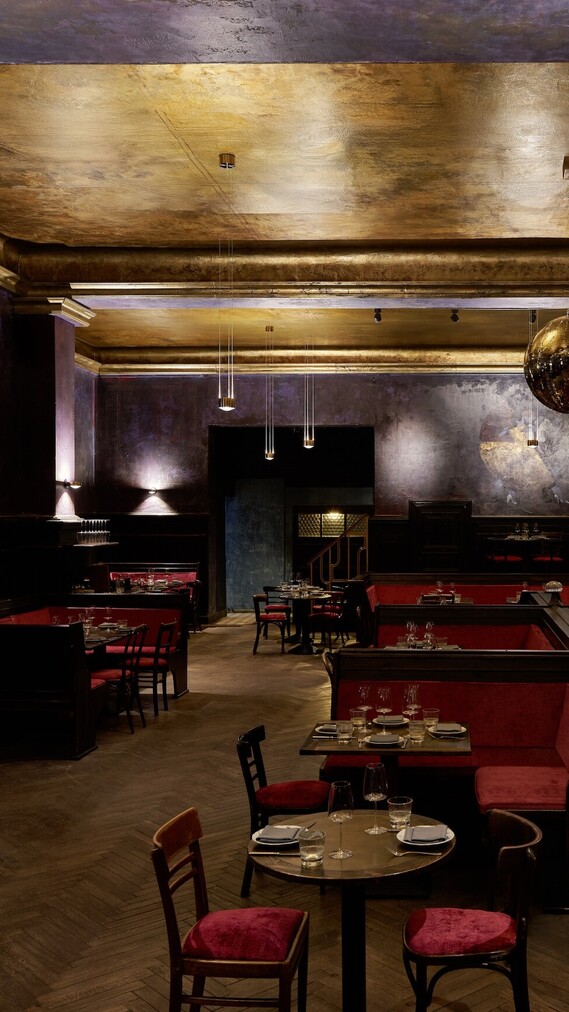 Claerchens Ballhaus Sento sospeso Disco innen